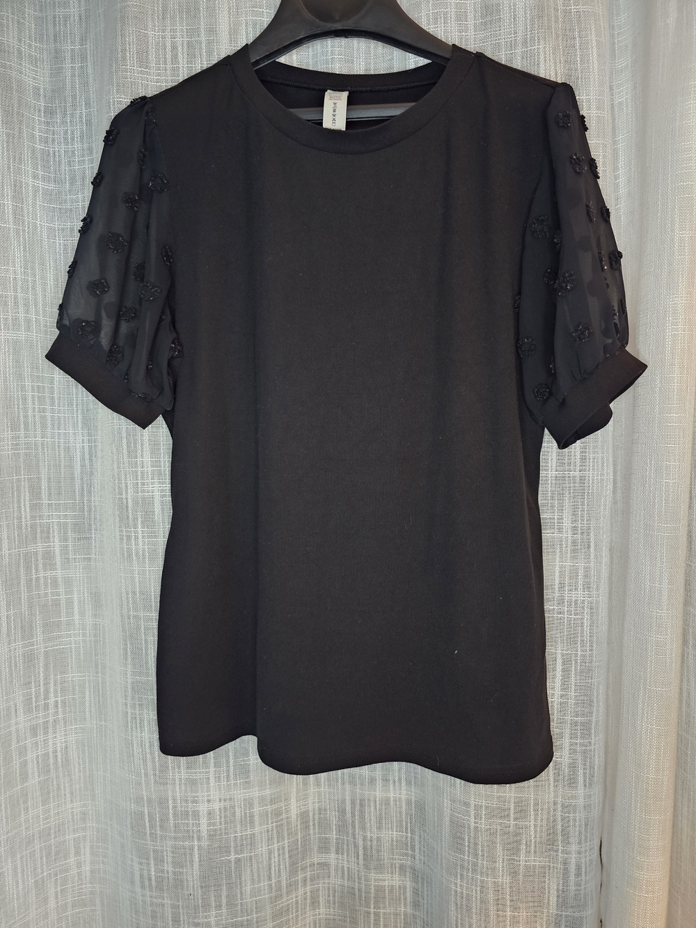 Embellished Black Puff Sleeve Short-Sleeve Tee
